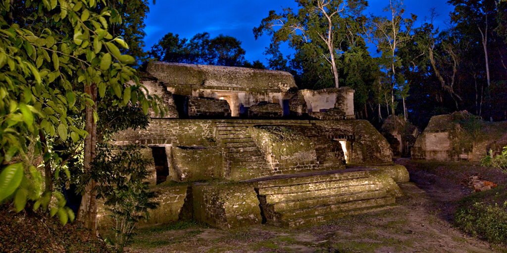 Yaxha, mayan, ruins, guatemala